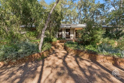 /international/au/15-carlisle-road-kalamunda-wa-151190916/