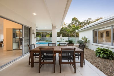 /international/au/2-creek-view-place-pelican-waters-qld-151421224/