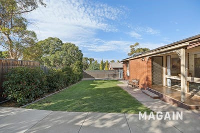 /international/au/17-louise-crescent-morphett-vale-sa-151092860/