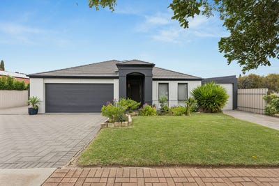 /international/au/651-grand-boulevard-seaford-sa-152640092/