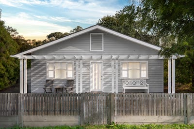 /international/au/40-grant-street-forrest-vic-151445252/