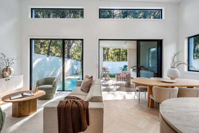 /international/au/10b-cassell-avenue-towradgi-nsw-150806980/