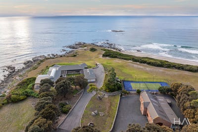 /international/au/22352-tasman-highway-falmouth-tas-151319640/