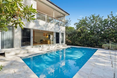 /international/au/15-jainba-street-indooroopilly-qld-148562764/?lang=en
