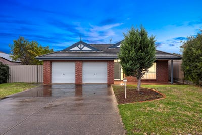 /international/au/47-jacaranda-drive-craigmore-sa-151555892/
