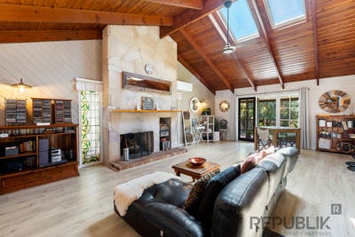 /international/au/9-baxton-place-shailer-park-qld-152369576/
