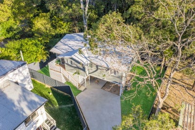 /international/au/14a-oak-street-bundamba-qld-152091872/