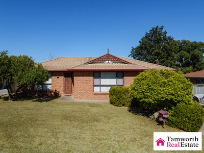 /international/au/20-janelle-street-tamworth-nsw-151358600/