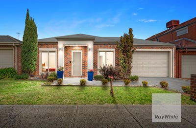 /international/au/32-neddletail-crescent-south-morang-vic-152462340/