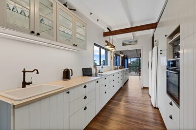 /international/au/20-kingsview-drive-flaxton-qld-151586972/