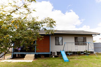 /international/au/11-morton-street-merredin-wa-152507176/