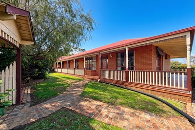 /international/au/12-chapel-street-nilma-vic-151431312/