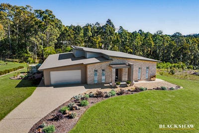 /international/au/5-victor-circuit-batehaven-nsw-151172948/