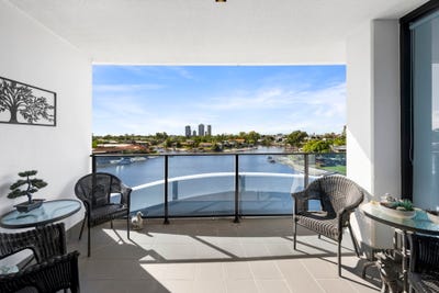 /international/au/2303-5-harbour-side-court-biggera-waters-qld-151520724/