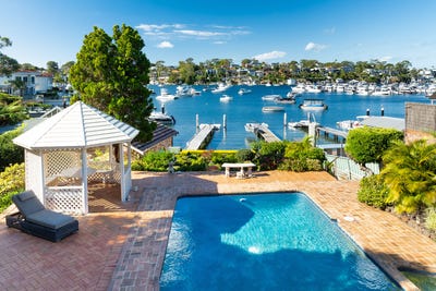 /international/au/176-gannons-road-caringbah-south-nsw-151295708/