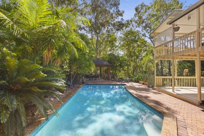 /international/au/14-josephine-terrace-highland-park-qld-151152632/
