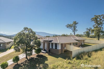 /international/au/13-lonhro-place-muswellbrook-nsw-151483896/
