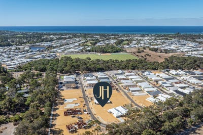 /international/au/61-torrey-loop-dunsborough-wa-204474836/