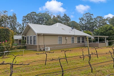/international/au/85-2-oakey-creek-road-pokolbin-nsw-148594916/