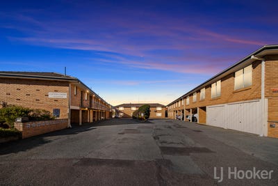 /international/au/18-2-donald-road-queanbeyan-nsw-148583724/