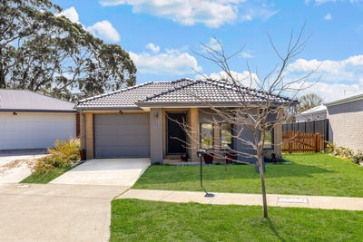 /international/au/9-summers-court-lancefield-vic-149074644/