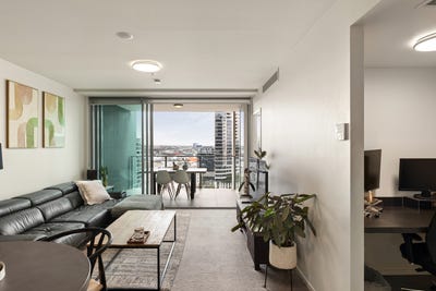 /international/au/1302-30-festival-place-newstead-qld-151475204/