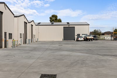 /international/au/9-24-waringa-drive-mitchell-park-vic-505107848/