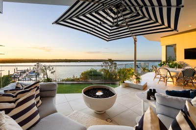 /international/au/3-2-havana-way-paradise-point-qld-150911280/
