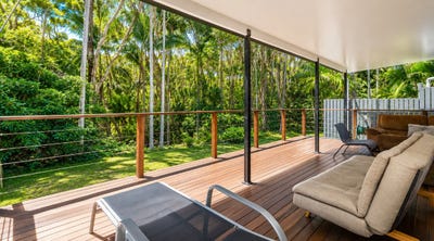 /international/au/2-52-captain-cook-drive-agnes-water-qld-150709416/