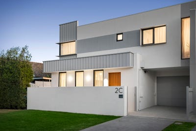 /international/au/2c-regworth-court-sandringham-vic-152622296/