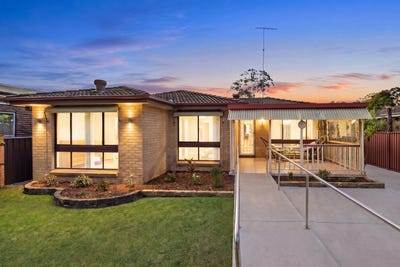 /international/au/9-nellie-stewart-drive-doonside-nsw-151243076/