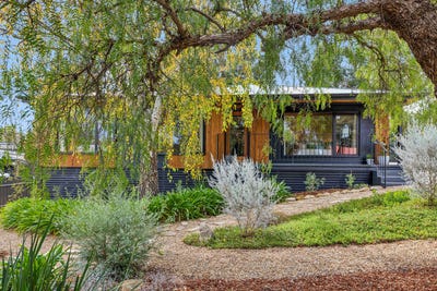 /international/au/49-elizabeth-street-woodside-sa-151279232/
