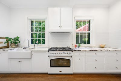 /international/au/93-fox-valley-road-wahroonga-nsw-151058844/