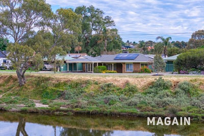 /international/au/26-onkaparinga-drive-old-noarlunga-sa-152525464/