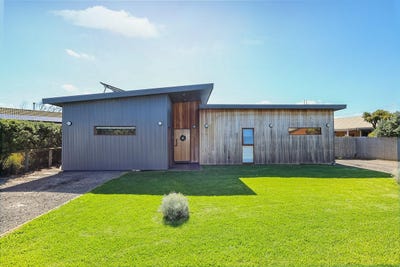 /international/au/7-mills-crescent-port-fairy-vic-151524944/