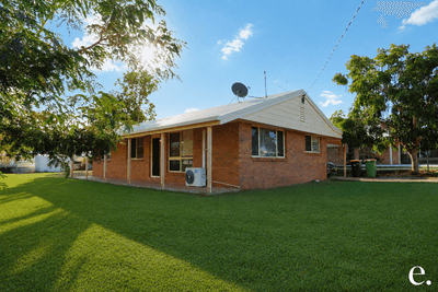 /international/au/89-donovan-crescent-gracemere-qld-151518572/