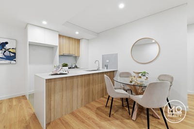 /international/au/82-421-pacific-hwy-asquith-nsw-151145856/
