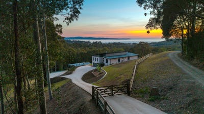 /international/au/597-the-ridge-road-surf-beach-nsw-152607996/