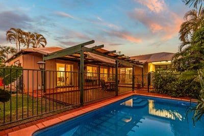 /international/au/11a-hawkes-place-cable-beach-wa-148558216/