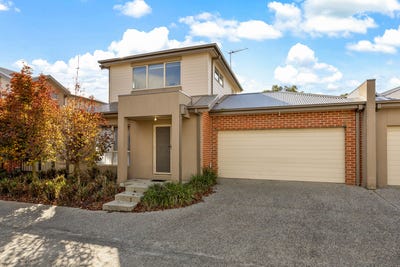 /international/au/3-96-station-road-gisborne-vic-151161752/