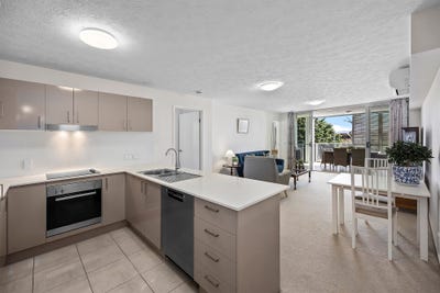 /international/au/11-25-cracknell-road-annerley-qld-151279612/