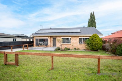 /international/au/25-logan-street-eglinton-nsw-151556260/