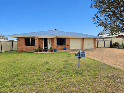 /international/au/10-matthew-court-crows-nest-qld-152446592/