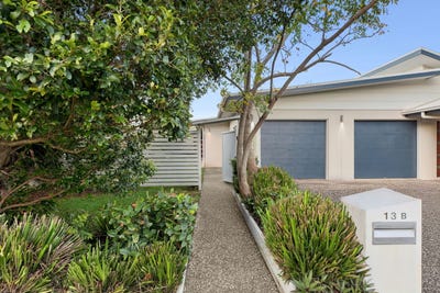 /international/au/2-13-poole-road-glass-house-mountains-qld-151624736/