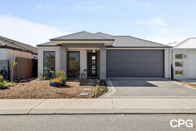 /international/au/4-simcoe-way-caversham-wa-152370360/