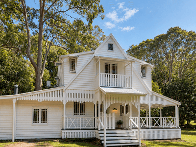 /international/au/20-coachhouse-road-pinbarren-qld-152253192/