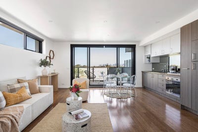 /international/au/305-18-gilbert-road-preston-vic-152580652/