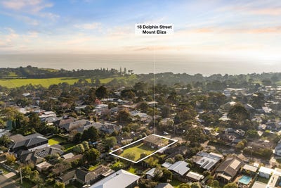 /international/au/18-dolphin-street-mount-eliza-vic-204566380/