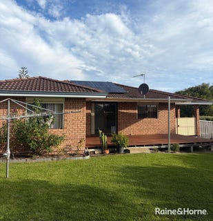 /international/au/14-maley-place-spencer-park-wa-151314652/