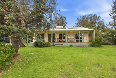 /international/au/2363-shoreline-drive-the-honeysuckles-vic-151342720/